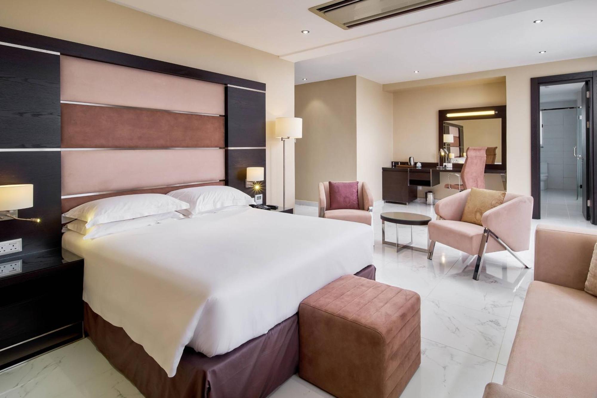 Protea By Marriott Skyz Hotel 4*